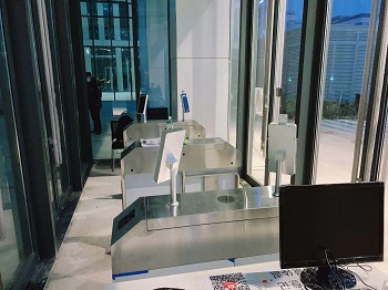 宿州北京經(jīng)開區(qū)信創(chuàng)園測溫人臉識別通道閘