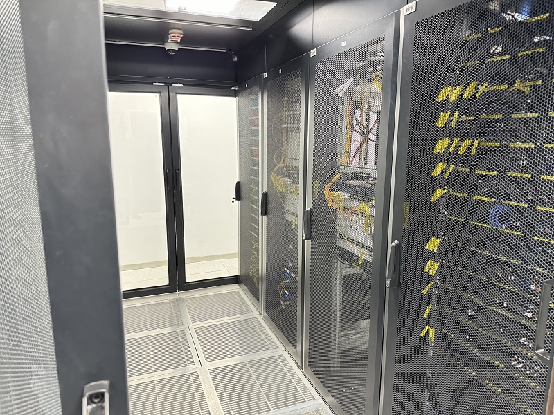 氣象局監(jiān)控室及機(jī)房整理項(xiàng)目